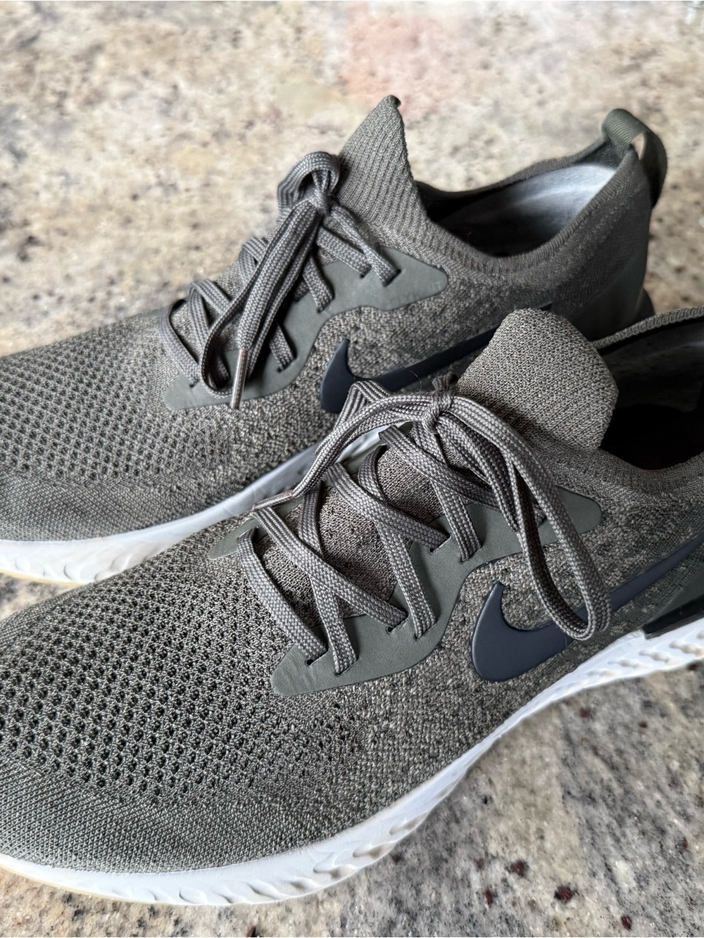 Nike Men's 10.5 Olive Green Epic React Sneakers